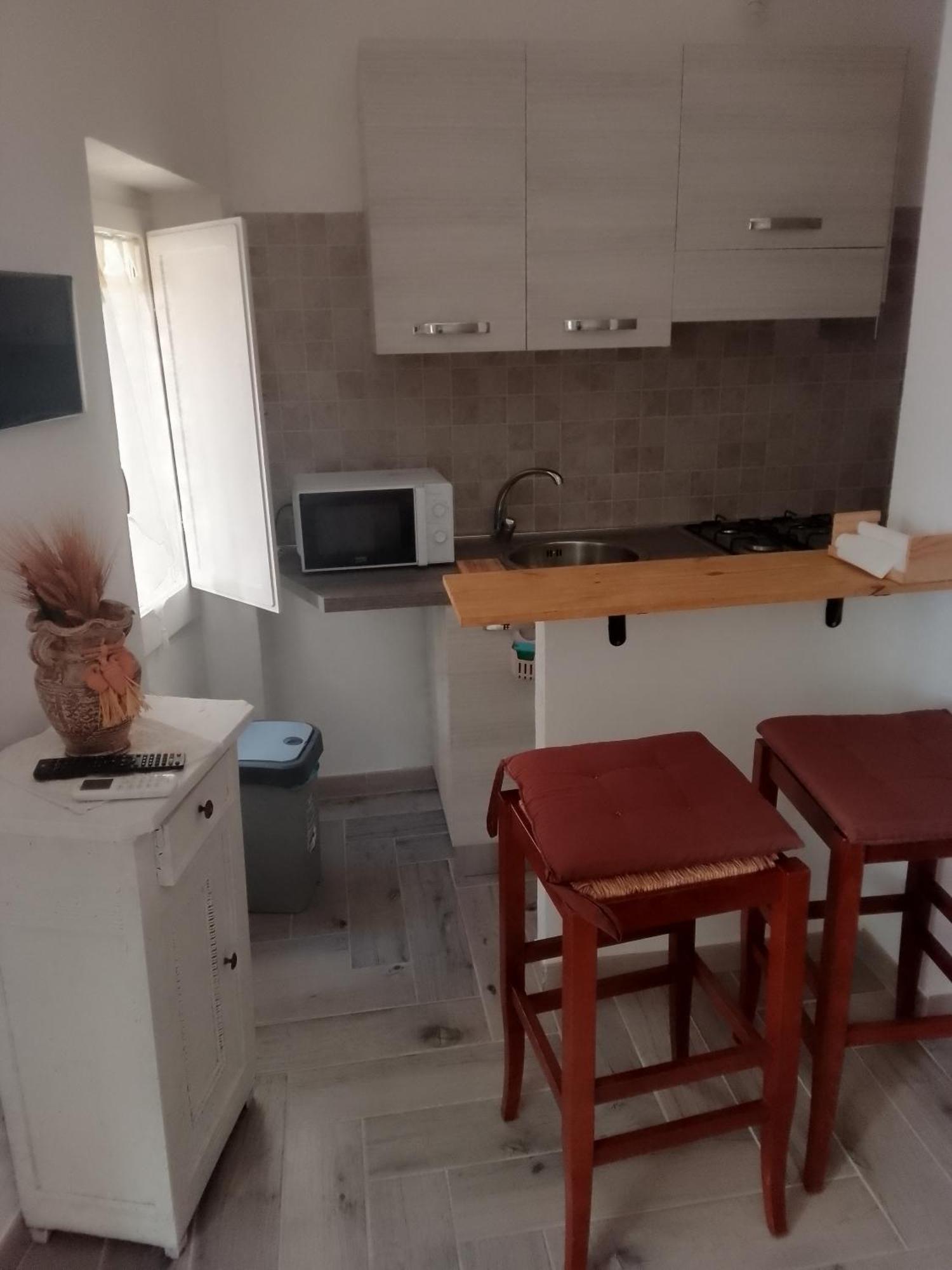 Casa Vacanze Su Sorighe. Bosa Exterior foto