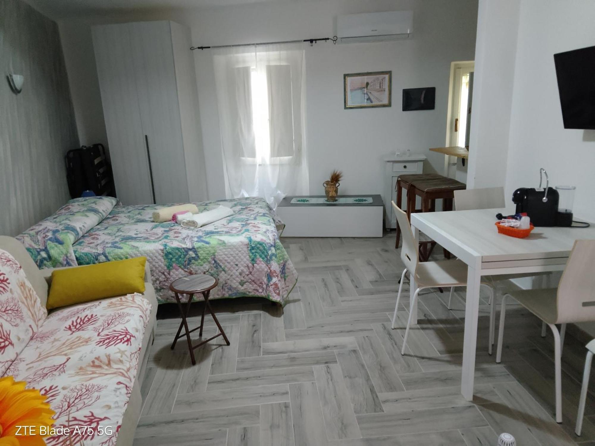 Casa Vacanze Su Sorighe. Bosa Exterior foto